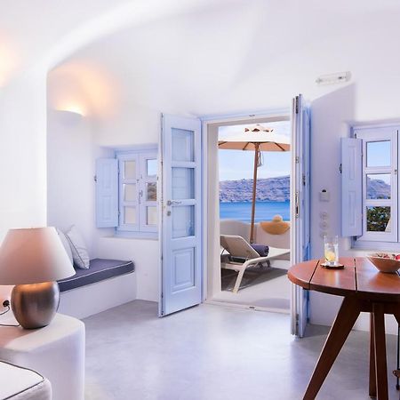Pezoules Of Oia Hotel Екстериор снимка