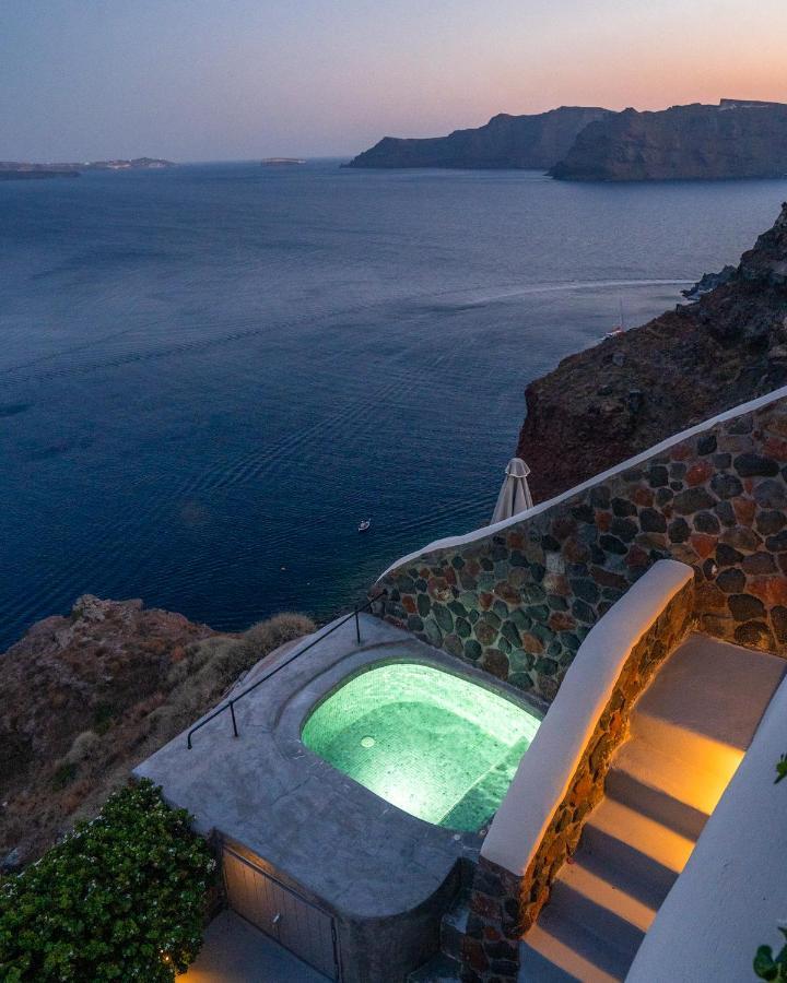 Pezoules Of Oia Hotel Екстериор снимка