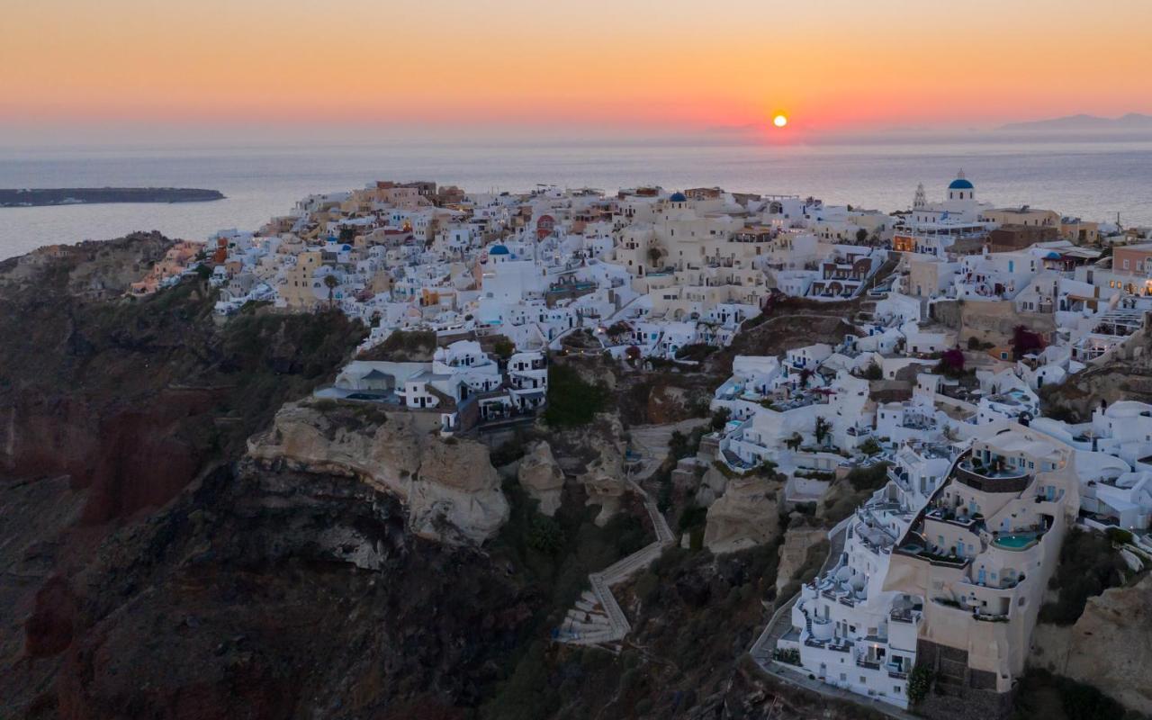 Pezoules Of Oia Hotel Екстериор снимка
