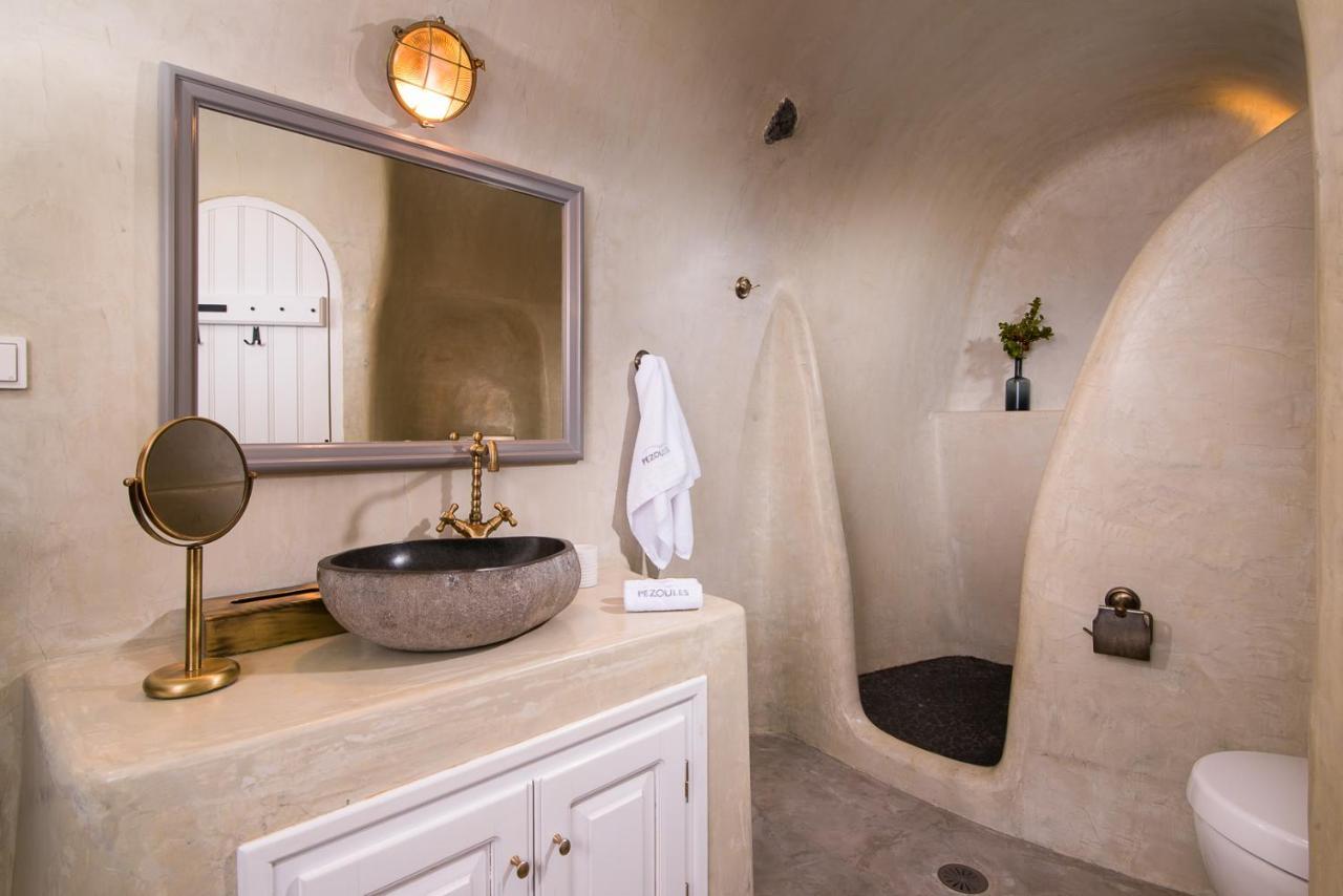 Pezoules Of Oia Hotel Екстериор снимка