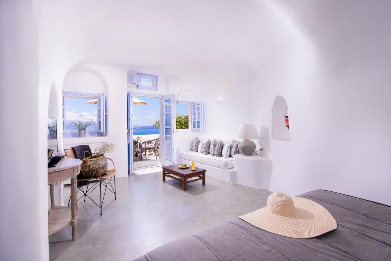 Pezoules Of Oia Hotel Екстериор снимка