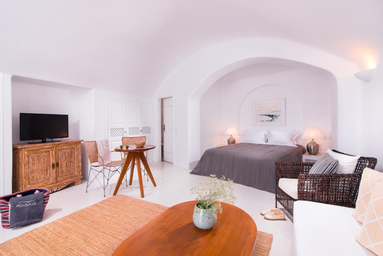 Pezoules Of Oia Hotel Екстериор снимка
