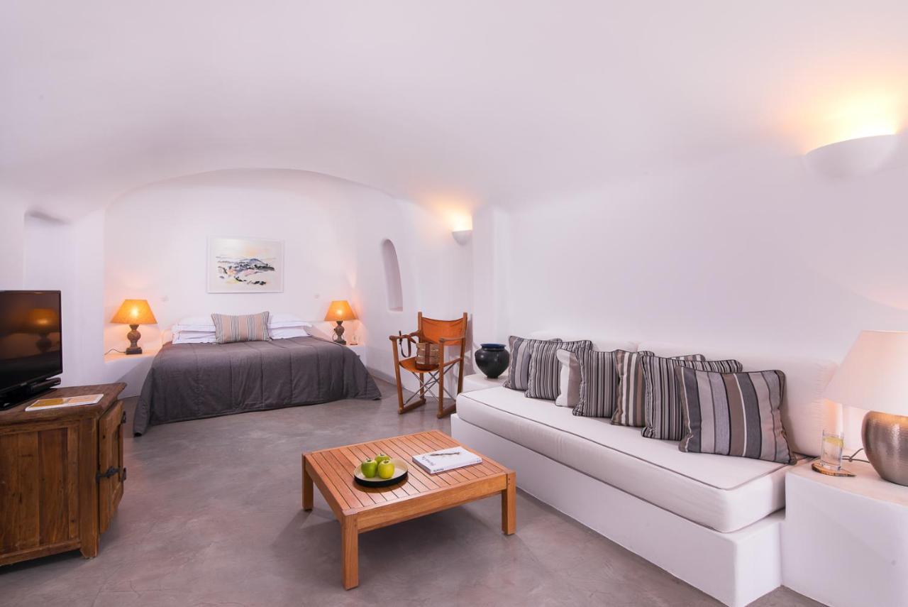 Pezoules Of Oia Hotel Екстериор снимка