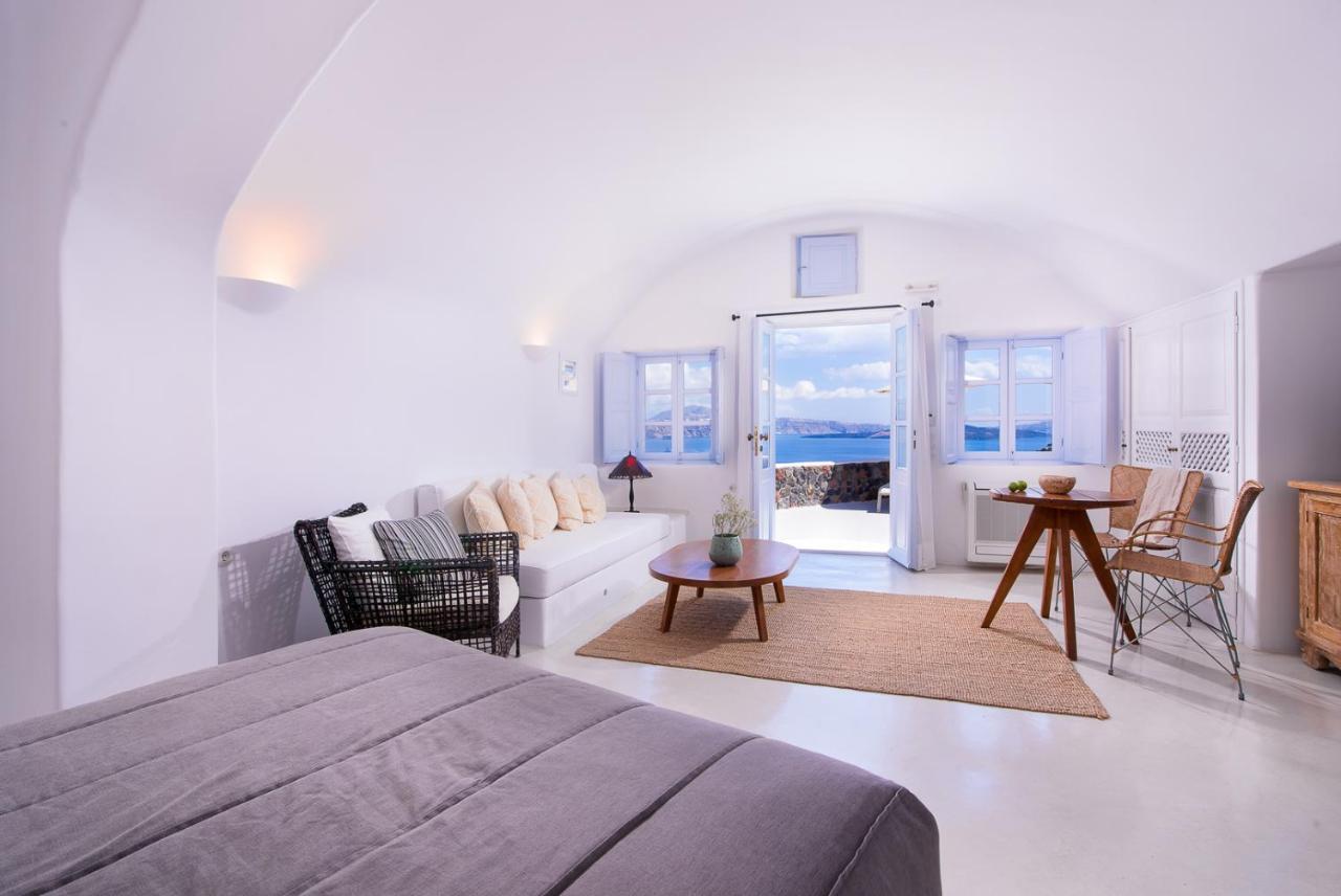Pezoules Of Oia Hotel Екстериор снимка