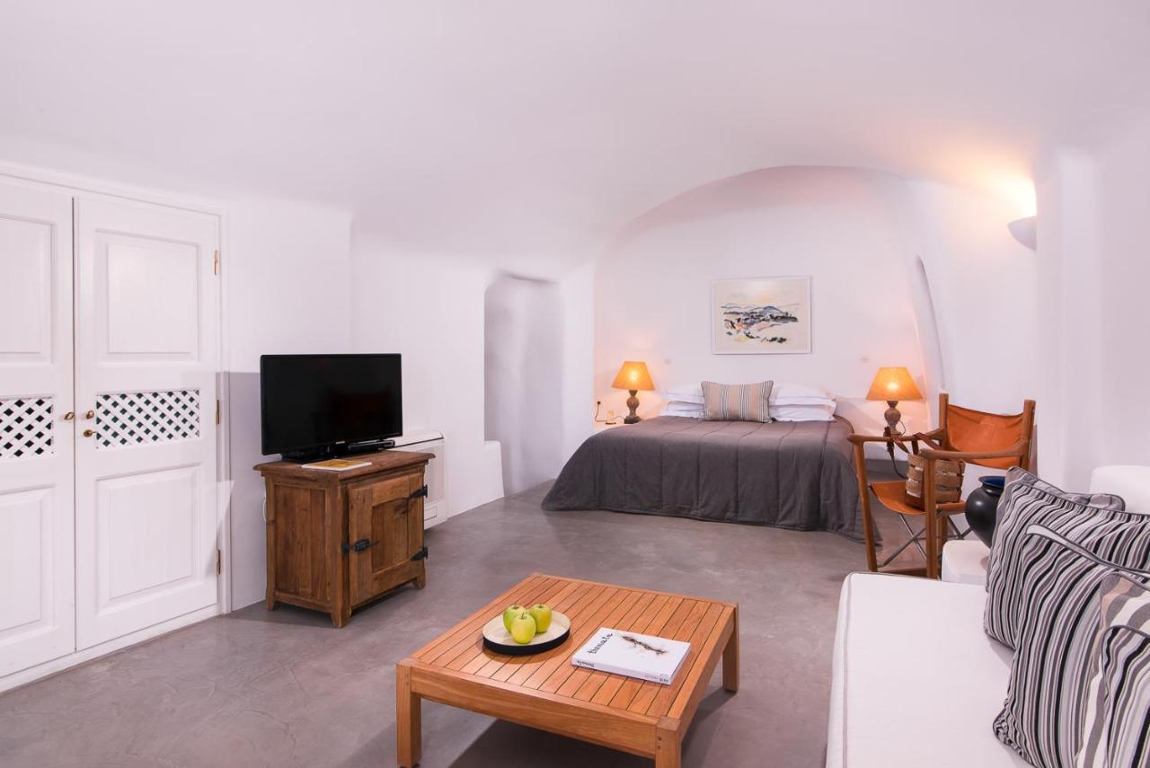 Pezoules Of Oia Hotel Екстериор снимка