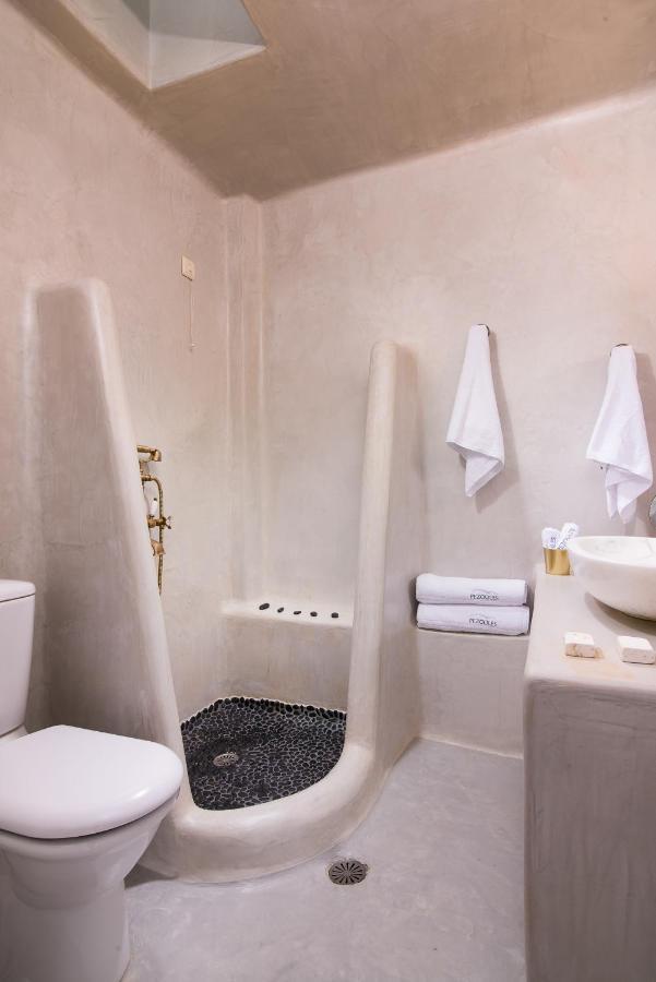 Pezoules Of Oia Hotel Екстериор снимка